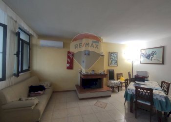 Sala da pranzo - Independent house Via Vincenzo Bellini
 
10, San Vito dei Normanni - photo 2