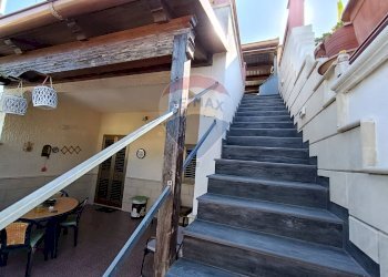 Scale - Casa indipendente Via Della Grotta
 
20, Torchiarolo - foto 20