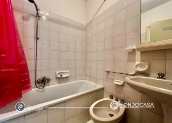 Foto 25 - Bilocale Via delle ginestre
 
34, Varazze - foto 25