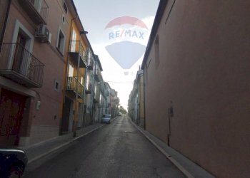 Edificio all\'aperto - Casa indipendente Corso Regina Margherita
 
19, Sant'Elia a Pianisi - foto 3