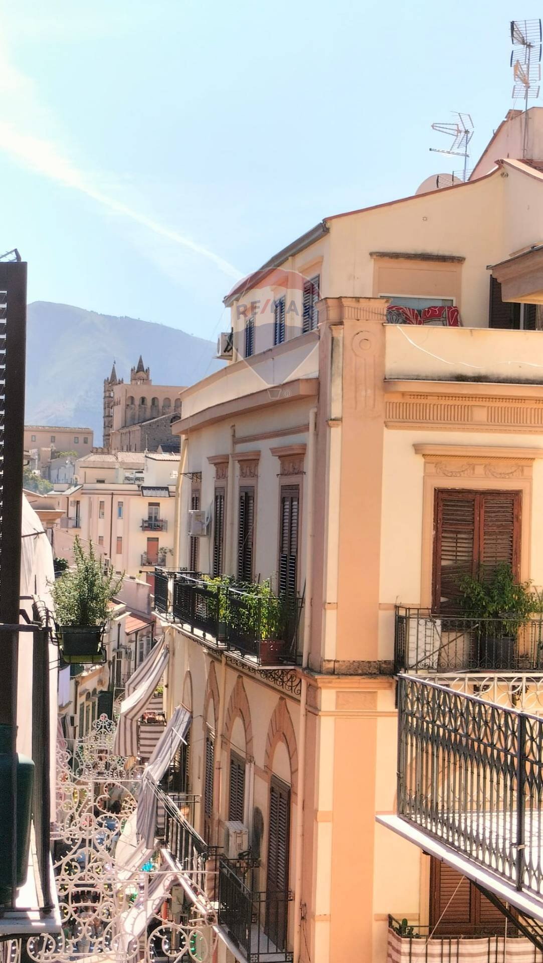 Edificio all\'aperto - Bilocale via Porta Carini
 
15, Palermo - foto 2