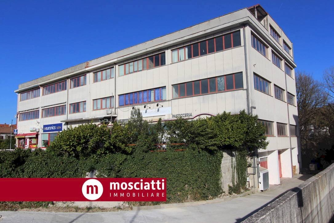 Foto 1 - Magazzino Via Ottoni
 
1, Matelica - foto 1