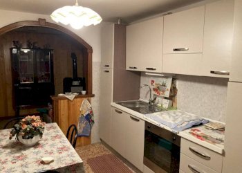 Cucina - Casa indipendente via Carbonera, 27, Colere - foto 3