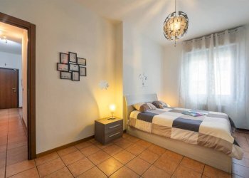 CAMERA 1 - Bilocale via Fratelli Rosselli, Peschiera Borromeo - foto 12