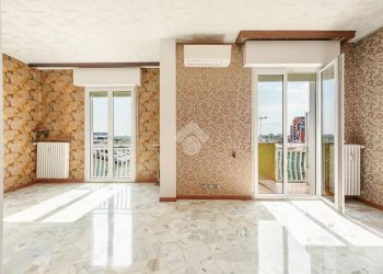 Quadrilocale Viale Fratelli Casiraghi, Sesto San Giovanni - foto 3