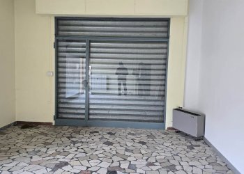 Shop Via Alvarado 44, Modena - photo 3