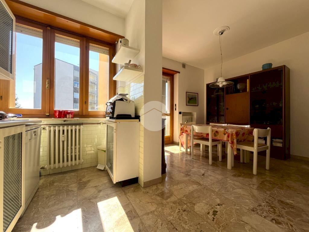 Apartment Via Lorenzo Garda, Ivrea - photo 2