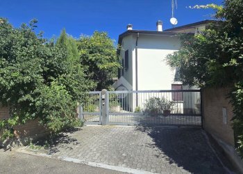 Villa Via Verdi, Medesano - foto 1