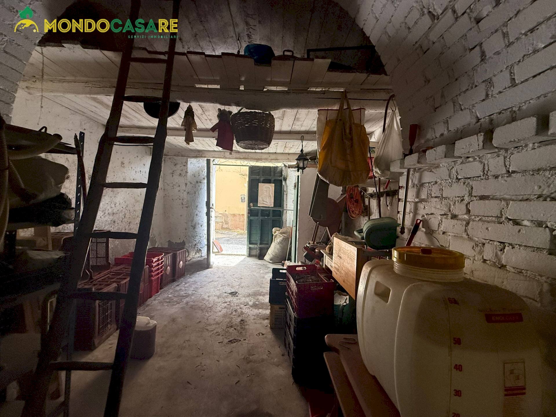 Foto 3 - Magazzino via fiume
 
47, Palombara Sabina - foto 3