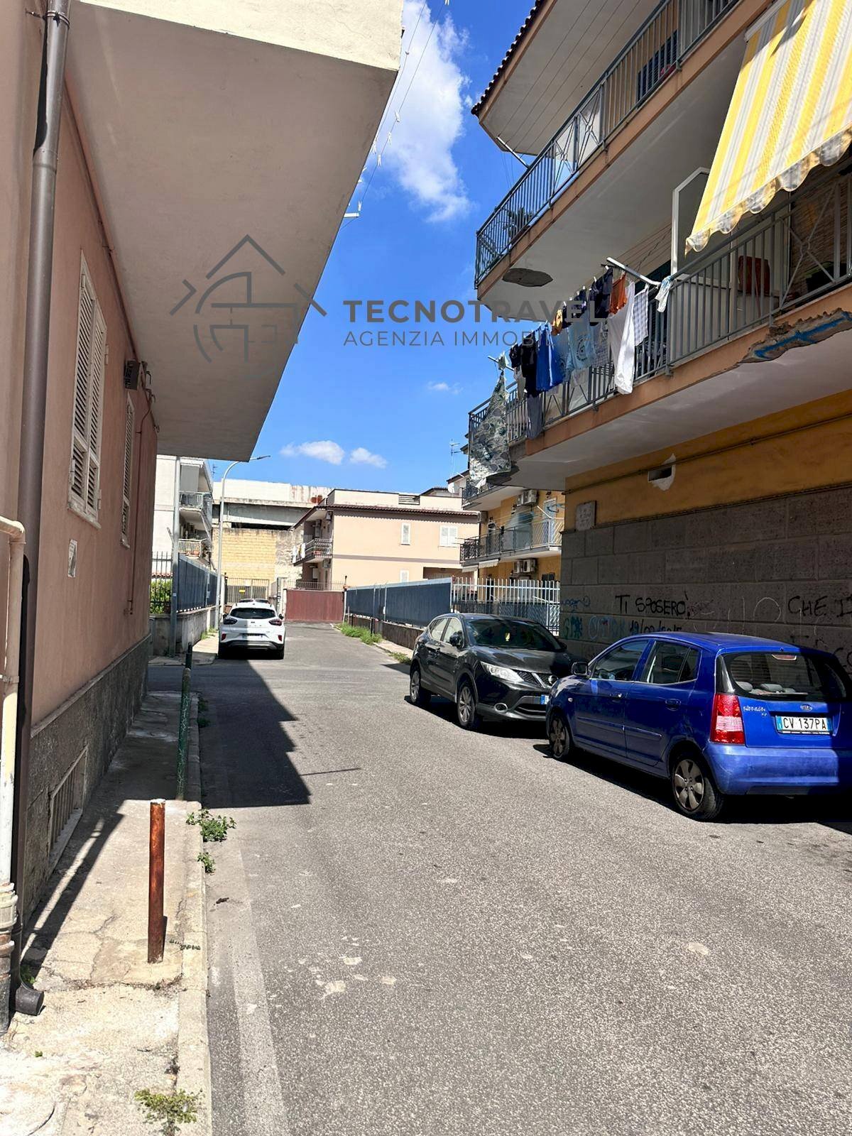 Foto 2 - Locale Commerciale via tasso
 
4, Casavatore - foto 2