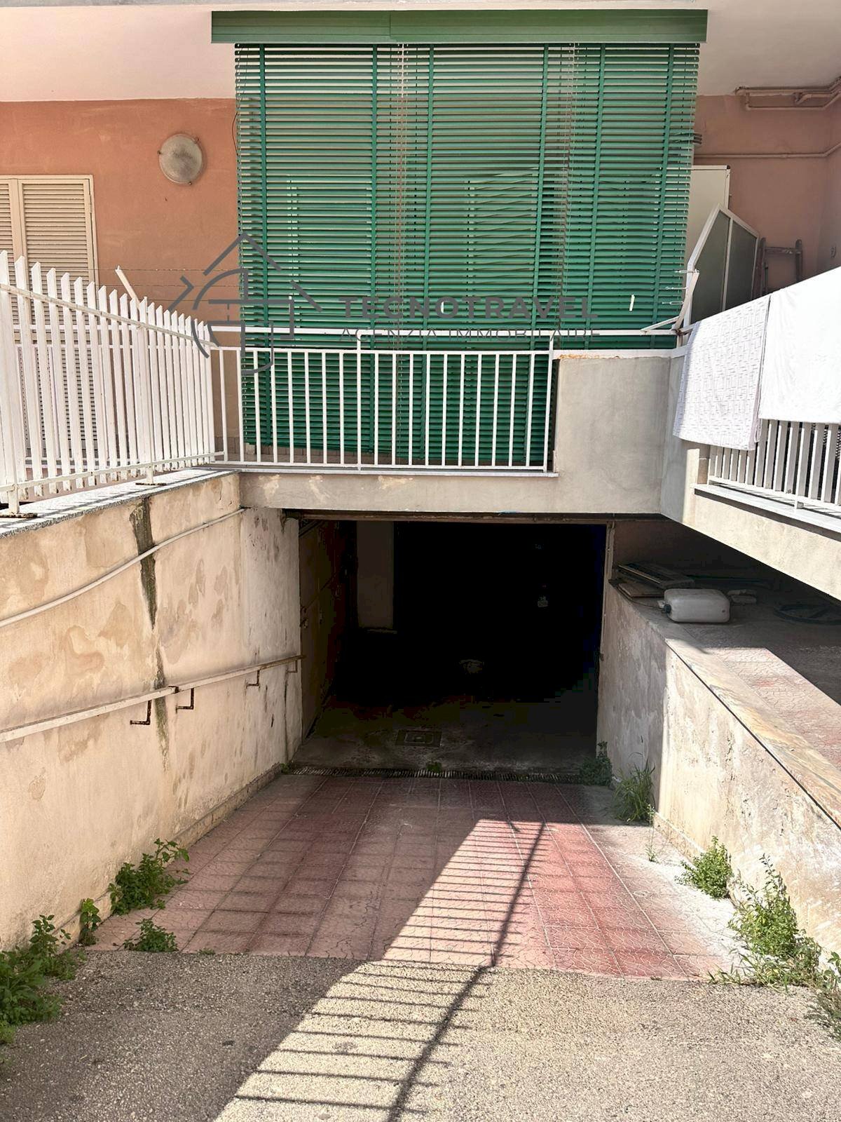 Foto 3 - Locale Commerciale via tasso
 
4, Casavatore - foto 3