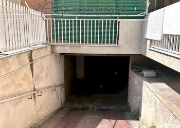 Foto 3 - Locale Commerciale via tasso
 
4, Casavatore - foto 3