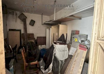 Foto 4 - Locale Commerciale via tasso
 
4, Casavatore - foto 4