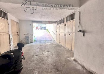 Foto 5 - Locale Commerciale via tasso
 
4, Casavatore - foto 5