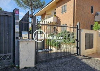 Foto 3 - Box Via Pier Andrea Fontebasso
 
84, Roma - photo 3