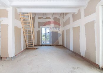 Stanza vuota - Appartamento Via Carlo Cattaneo
 
1, Monterotondo - foto 18