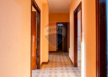 Hall / corridoio - Quadrilocale Viale Carmine Caruso
 
10, Motta Sant'Anastasia - foto 9