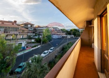 Balcone - Quadrilocale Viale Carmine Caruso
 
10, Motta Sant'Anastasia - foto 18