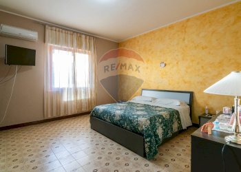 Camera / camera da letto - Quadrilocale Viale Carmine Caruso
 
10, Motta Sant'Anastasia - foto 19