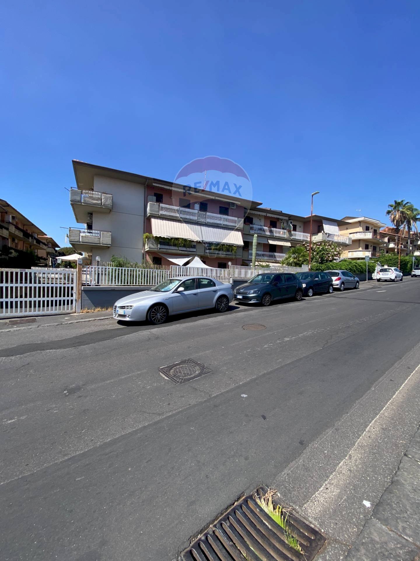 Edificio all\'aperto - Appartamento giovanni guglielmino
 
42, Tremestieri Etneo - foto 1