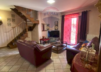 Soggiorno - Appartamento giovanni guglielmino
 
42, Tremestieri Etneo - foto 7