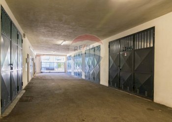 Parcheggio - Trilocale Via Giuseppe Leonardi
 
40, Aci Catena - foto 28