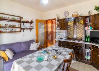 Sala da pranzo - Appartamento via antonello da messina
 
2, Lentini - foto 9