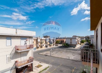 Edificio all\'aperto - Appartamento via antonello da messina
 
2, Lentini - foto 10