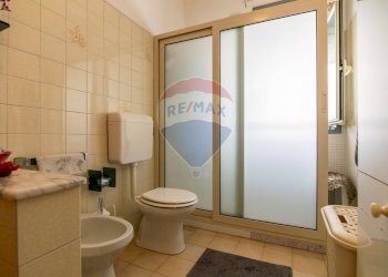 Bagno - Appartamento via antonello da messina
 
2, Lentini - foto 23