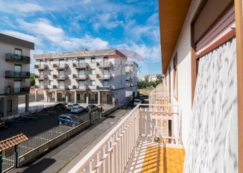 Balcone - Appartamento via antonello da messina
 
2, Lentini - foto 28