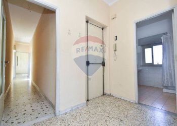 Hall / corridoio - Appartamento Via Geremia
 
23, Catania - foto 26