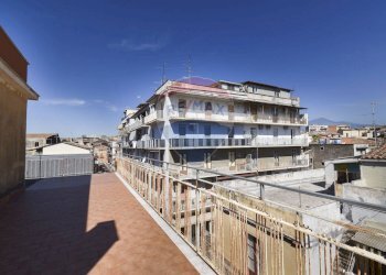 Edificio all\'aperto - Appartamento Via Geremia
 
23, Catania - foto 19