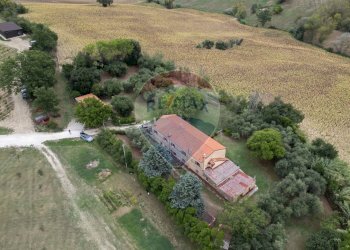 Casa all\'aperto - Casa semi indipendente Via serra
 
48, San Marcello - foto 6