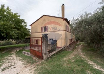 Casa all\'aperto - Casa semi indipendente Via serra
 
48, San Marcello - foto 9
