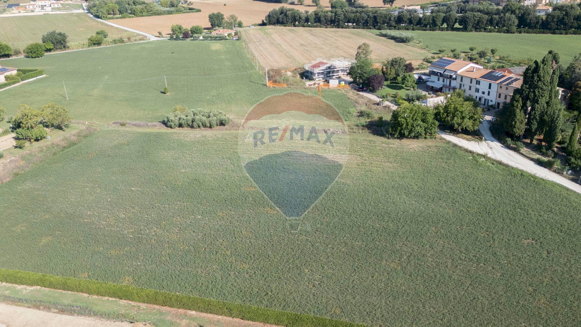 Giardino - Appartamento via Ancona
 
100, Jesi - foto 2