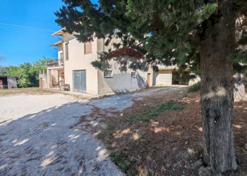 Casa all\'aperto - Casa indipendente CONTRADA FONTEROSA
 
6, Montelupone - foto 1