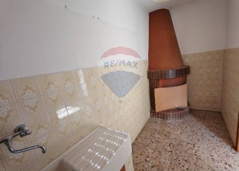 Hall / corridoio - Casa indipendente CONTRADA FONTEROSA
 
6, Montelupone - foto 45