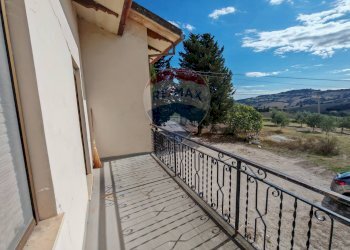 Balcone - Casa indipendente CONTRADA FONTEROSA
 
6, Montelupone - foto 54