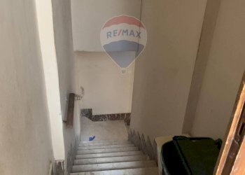 Scale - Bilocale Via San Domenico
 
53, Caltanissetta - foto 3