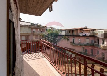 Balcone - Appartamento Via Antonino corsaro
 
9, Camporotondo Etneo - foto 9