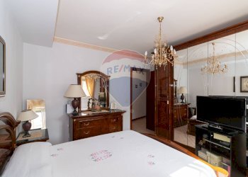 Camera / camera da letto - Appartamento Via Antonino corsaro
 
9, Camporotondo Etneo - foto 16