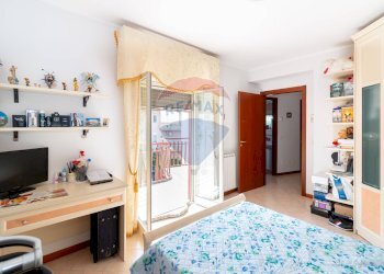 Camera / camera da letto - Appartamento Via Antonino corsaro
 
9, Camporotondo Etneo - foto 18