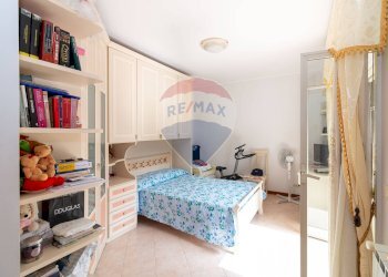 Camera / camera da letto - Appartamento Via Antonino corsaro
 
9, Camporotondo Etneo - foto 20