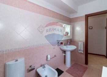 Bagno - Appartamento Via Antonino corsaro
 
9, Camporotondo Etneo - foto 22