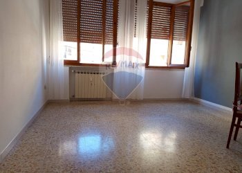 Stanza vuota - Four-room apartment Piombino - photo 10