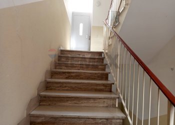 Scale - Four-room apartment Piombino - photo 27