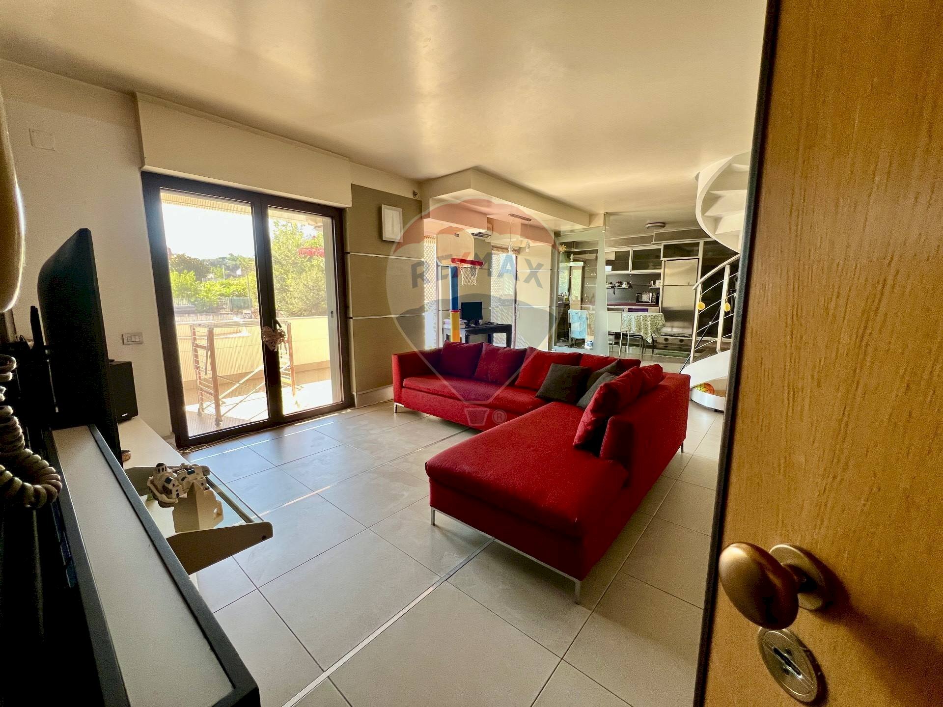 Soggiorno - Semi-detached Villa Antonio Marino
 
61, Caserta - photo 3