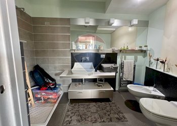 Bagno - Villa Bifamiliare Antonio Marino
 
61, Caserta - foto 21