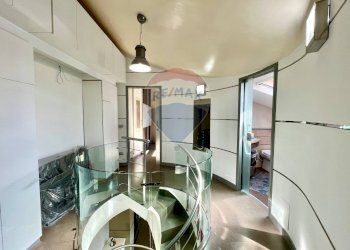 Sala da pranzo - Villa Bifamiliare Antonio Marino
 
61, Caserta - foto 45