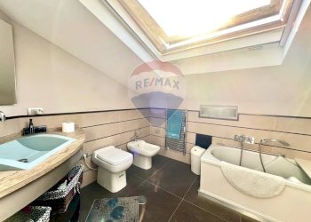 Bagno - Villa Bifamiliare Antonio Marino
 
61, Caserta - foto 47